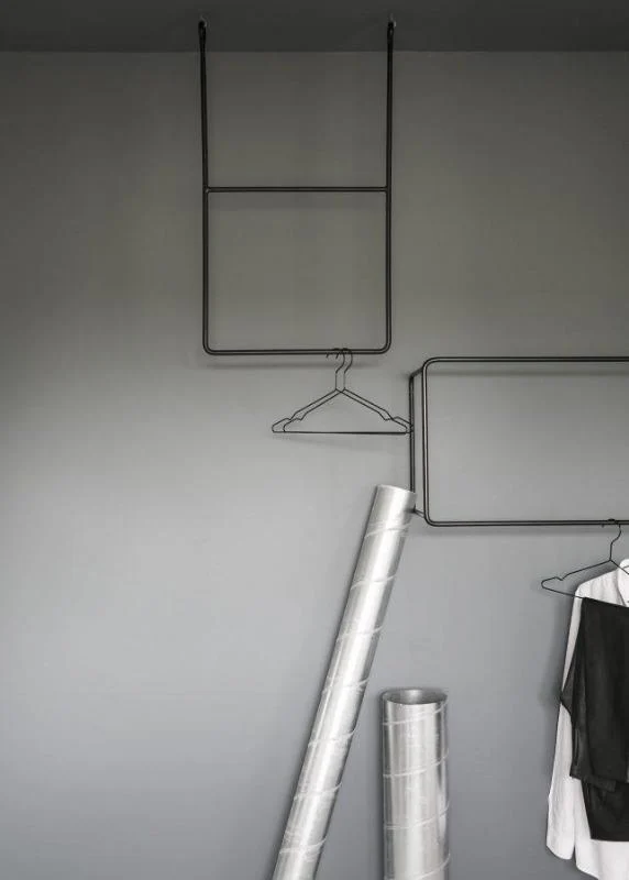 Vertical Clothing Rail - Image 4