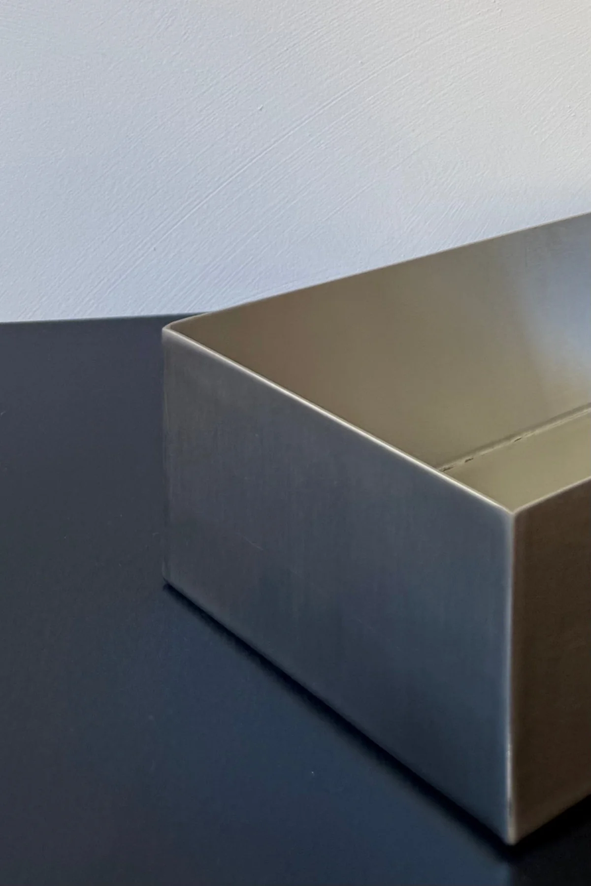 Straight Sided Rectangular Bowl - Image 2